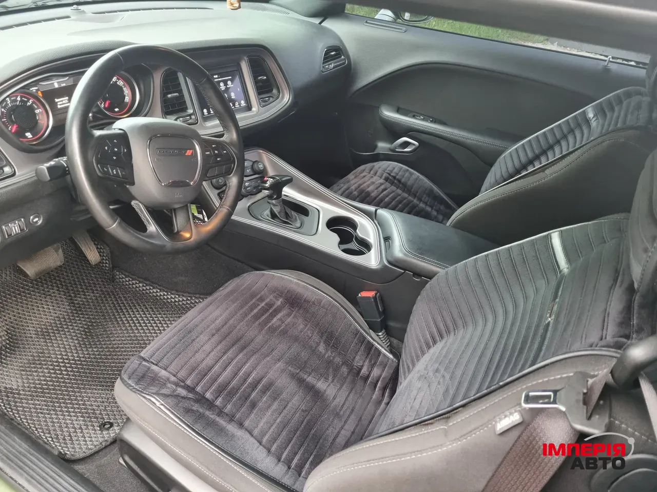 Dodge Challenger - фото 9