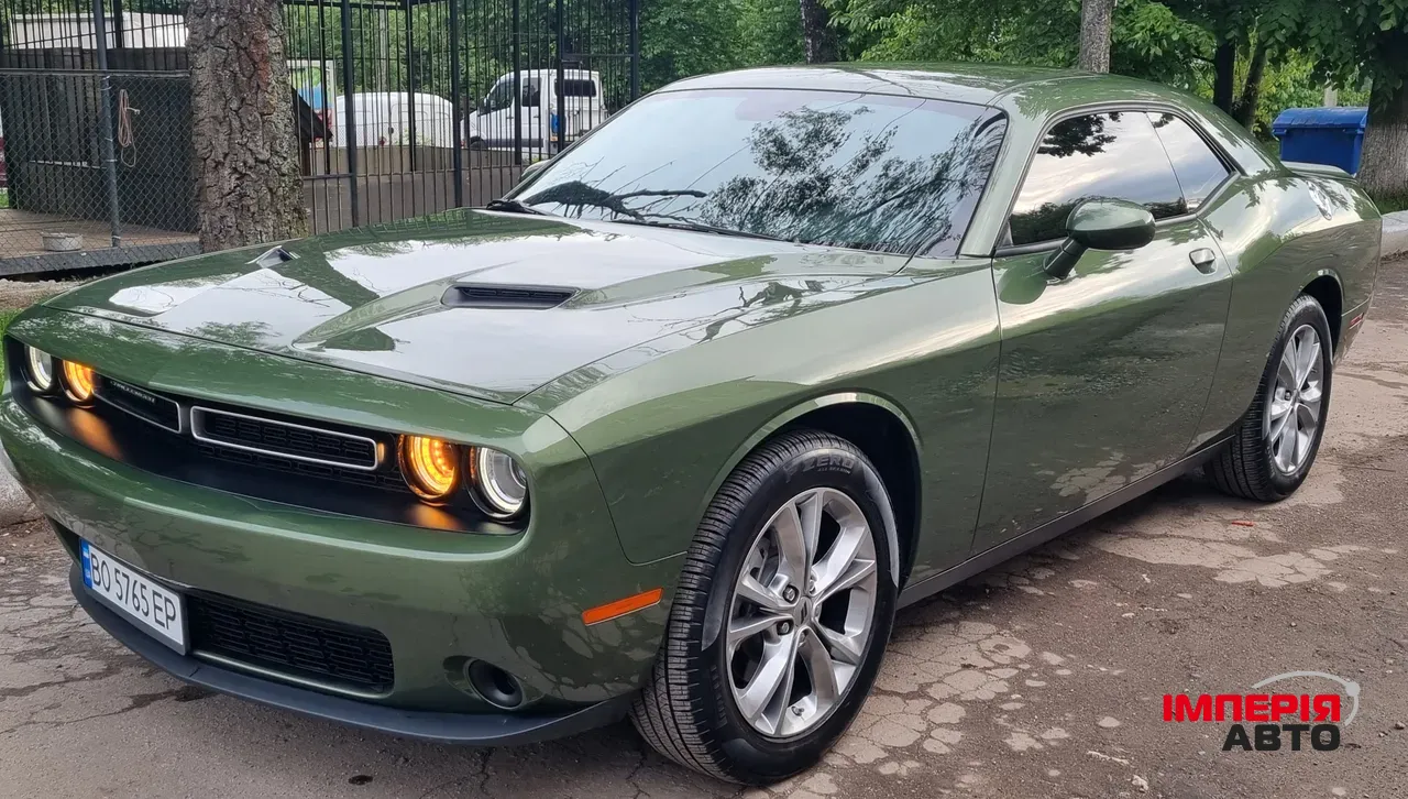 Dodge Challenger - фото 5