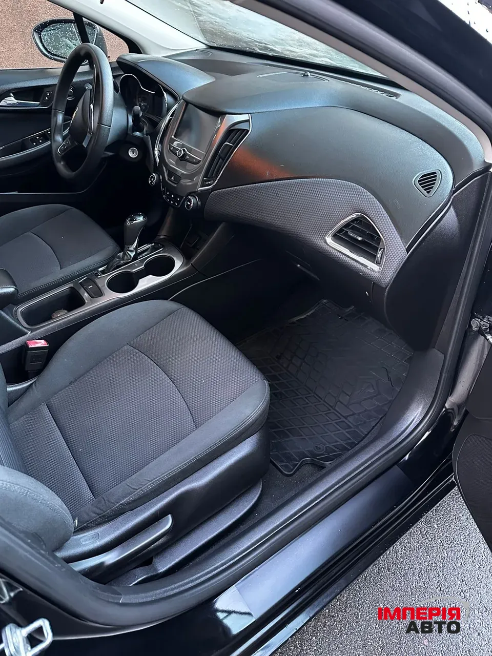 Chevrolet Cruze - фото 24