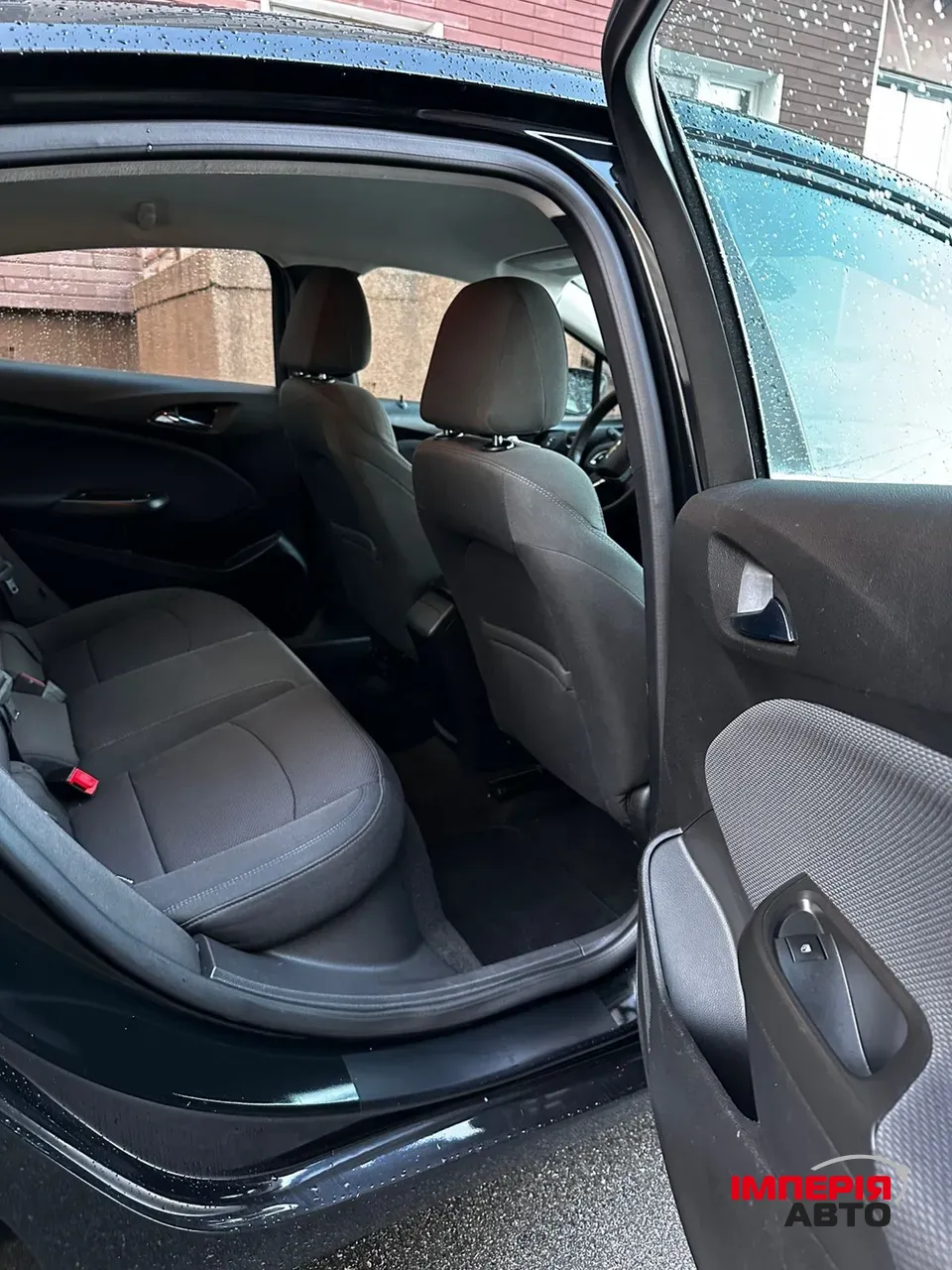 Chevrolet Cruze - фото 32