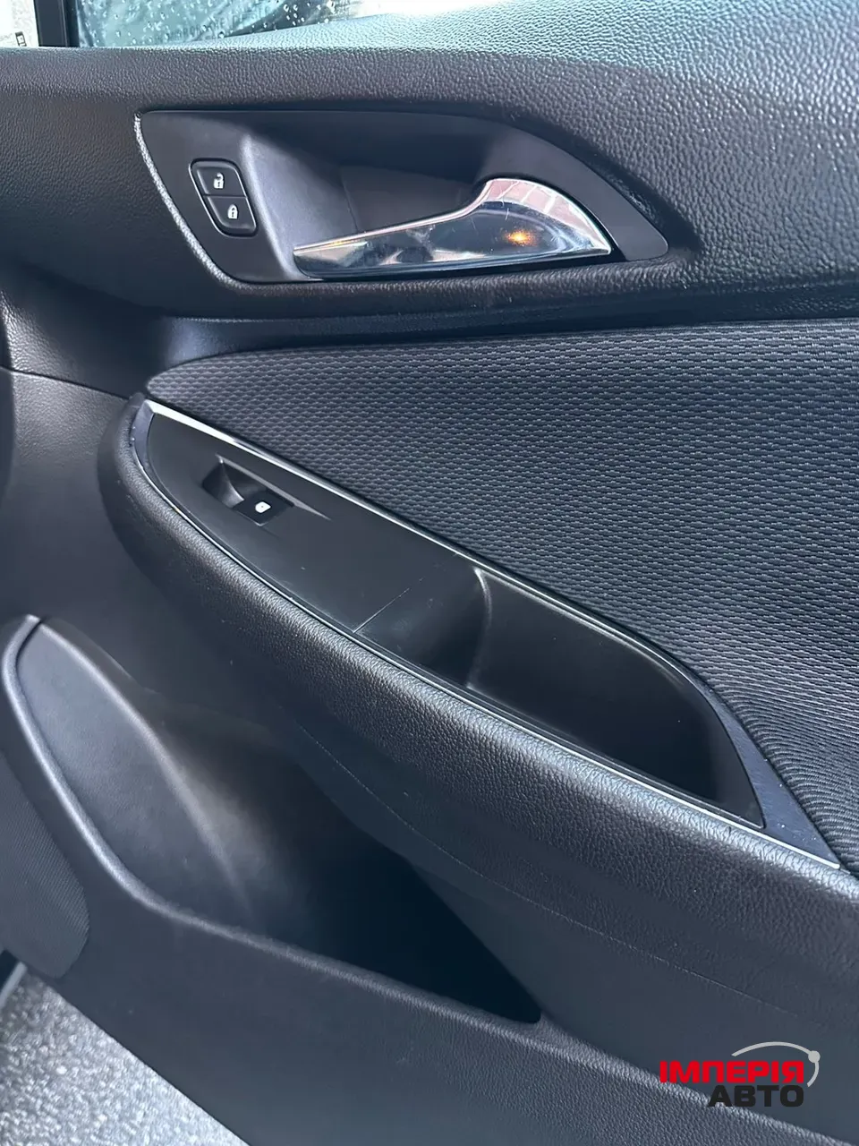 Chevrolet Cruze - фото 30