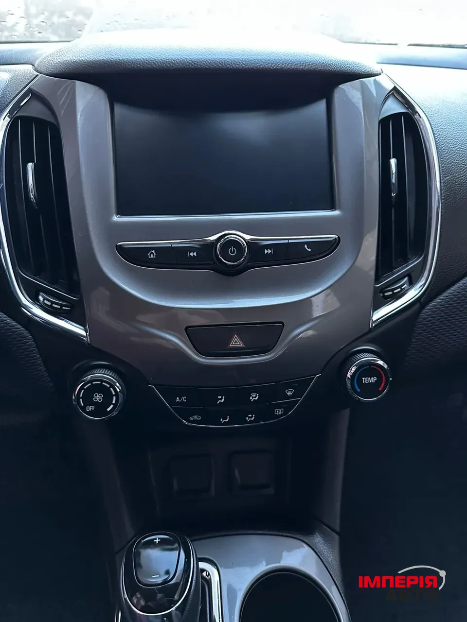 Chevrolet Cruze - фото 27