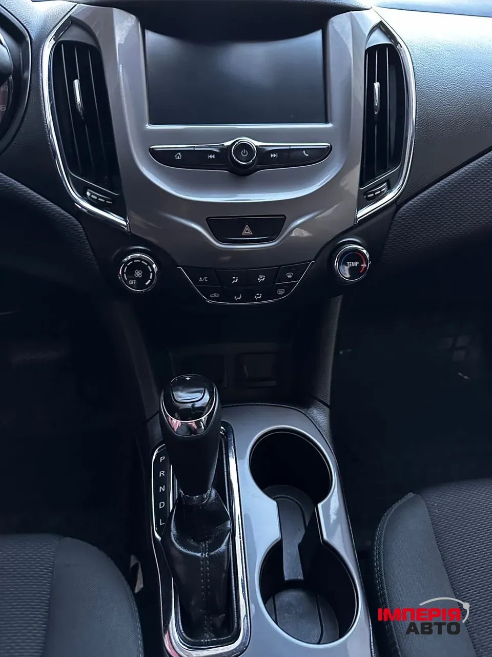 Chevrolet Cruze - фото 26