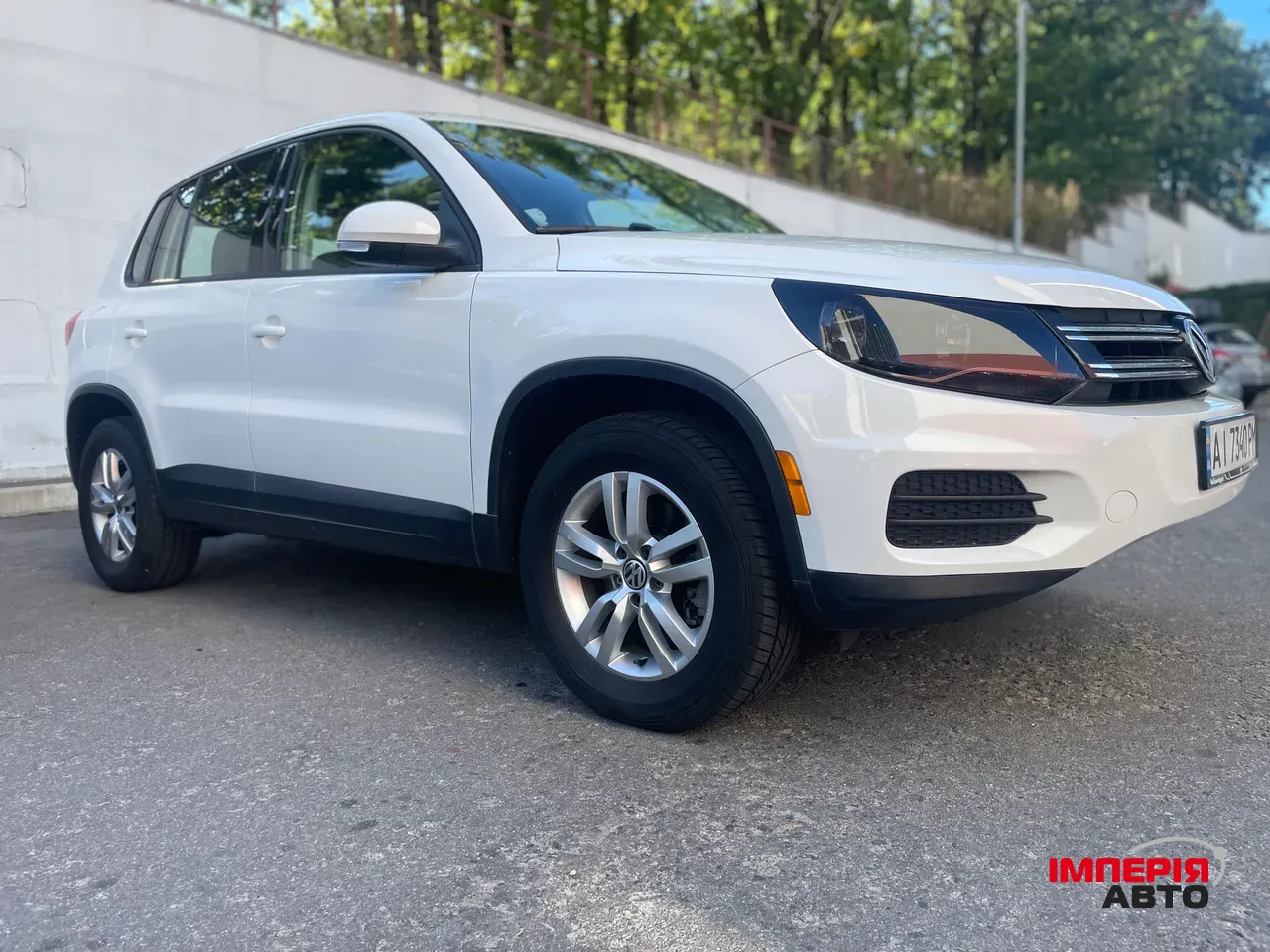 Volkswagen Tiguan - фото 4