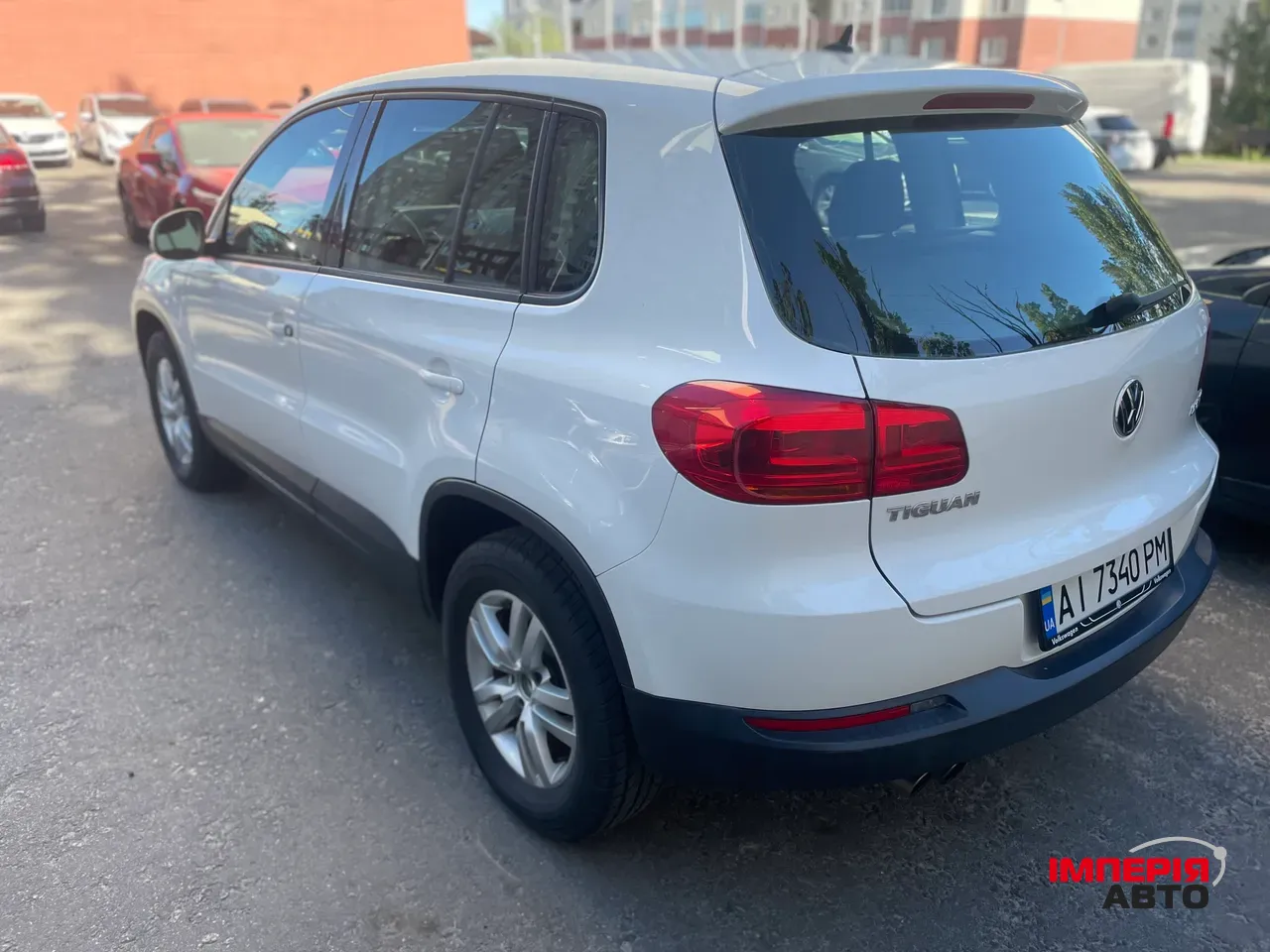 Volkswagen Tiguan - фото 11