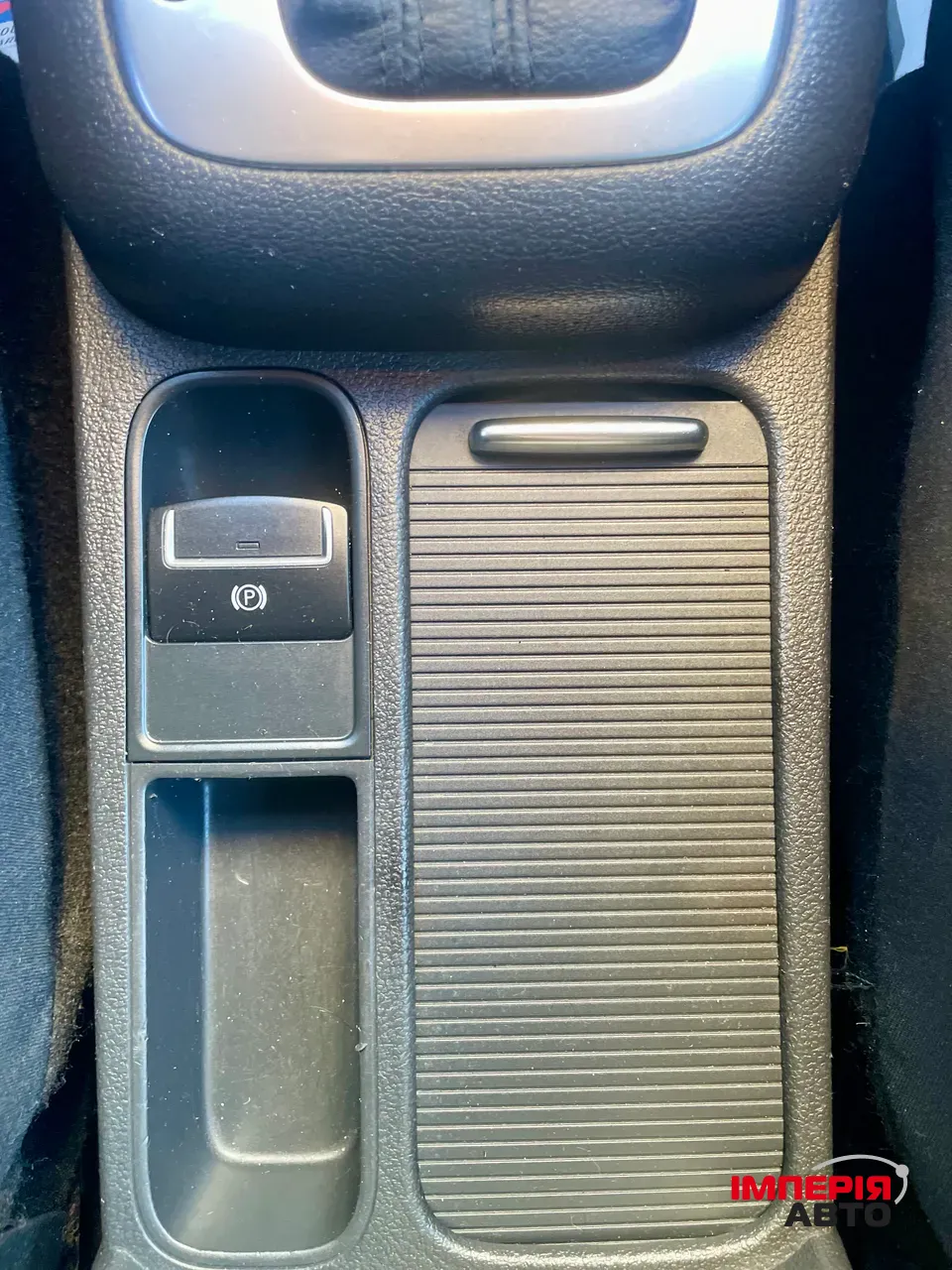 Volkswagen Tiguan - фото 30