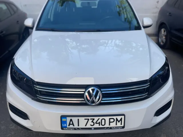 Volkswagen Tiguan - фото 3