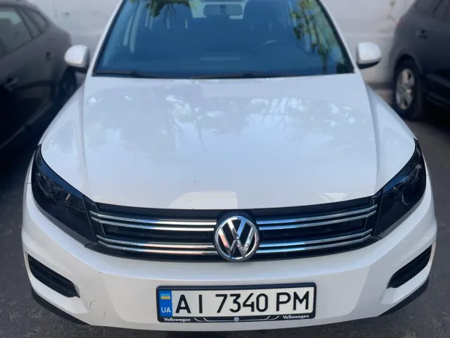Volkswagen Tiguan - фото 2