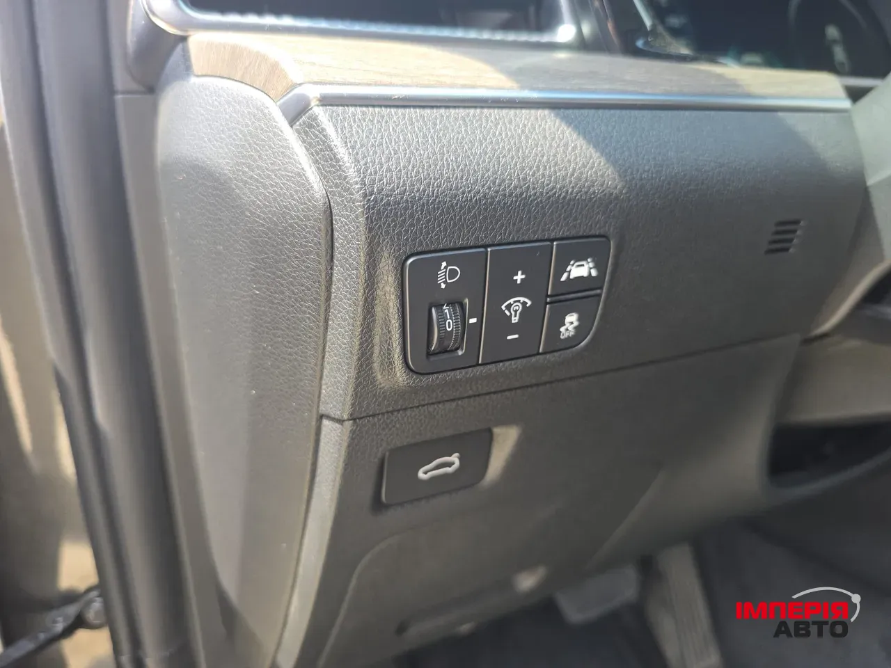 Kia K5 - фото 30