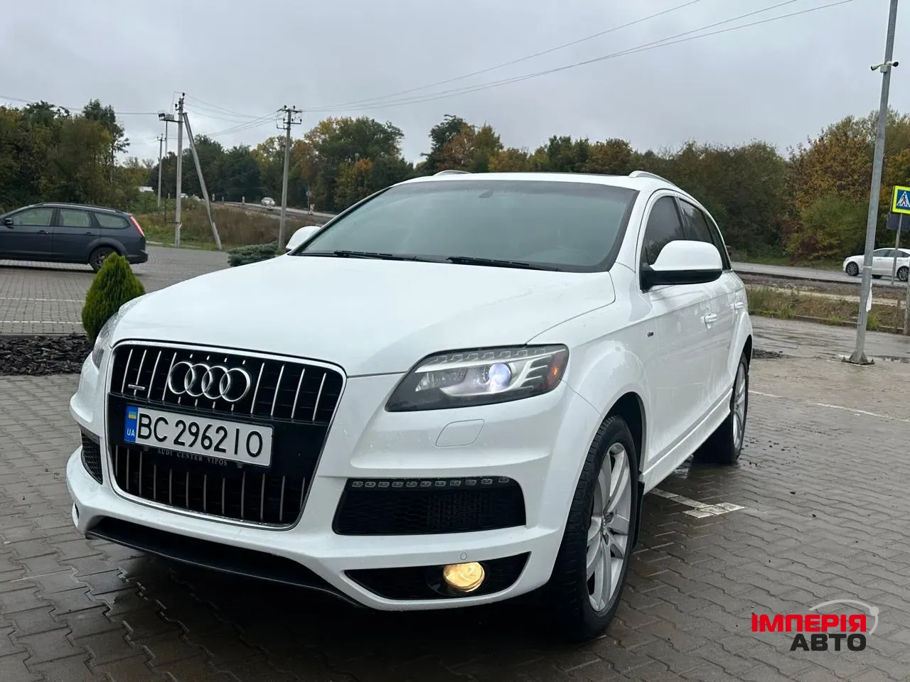 Audi Q7 - фото 5