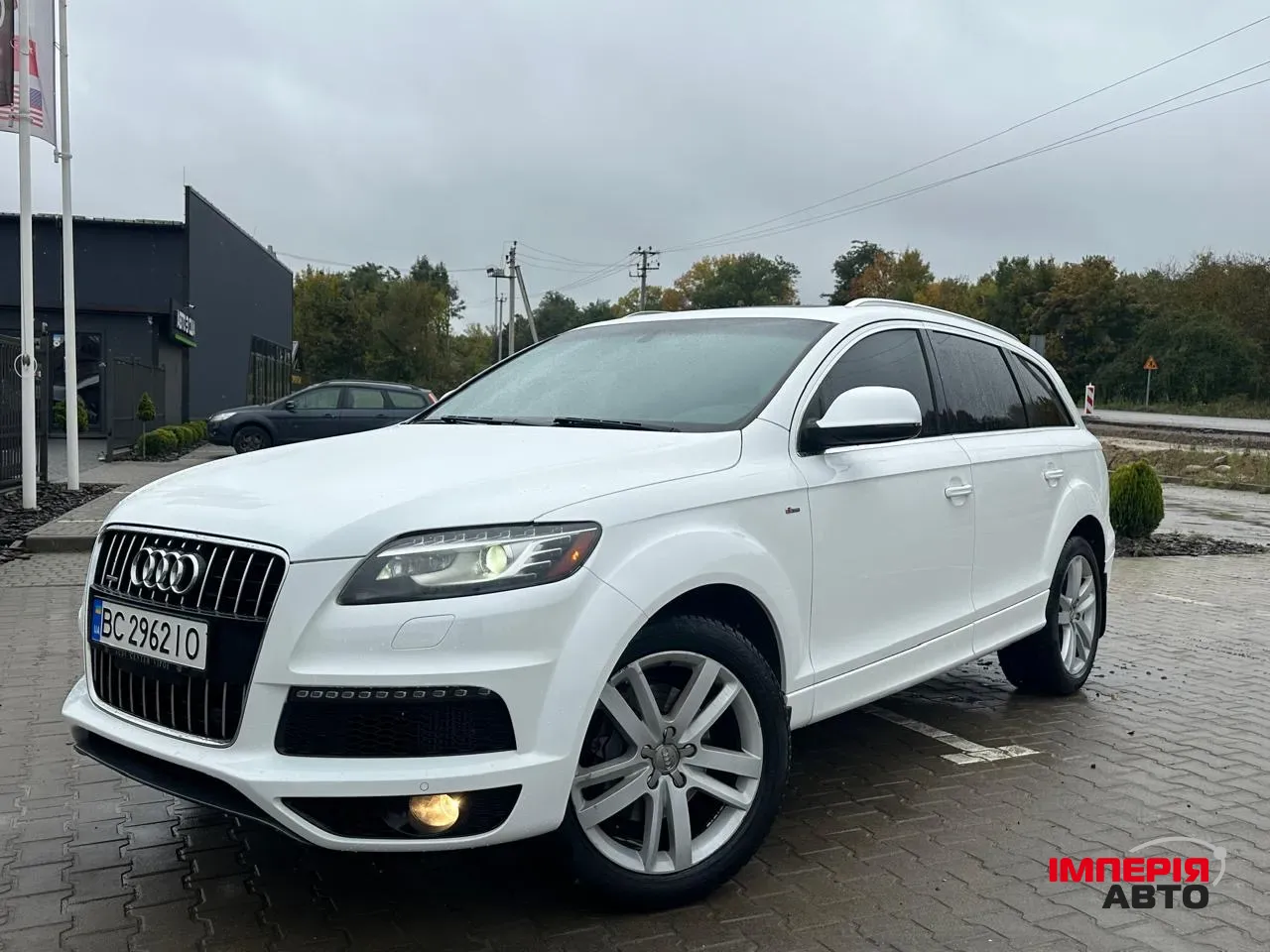Audi Q7 - фото 56