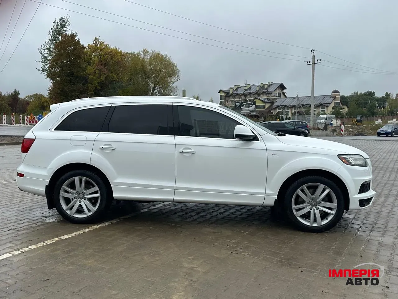 Audi Q7 - фото 28