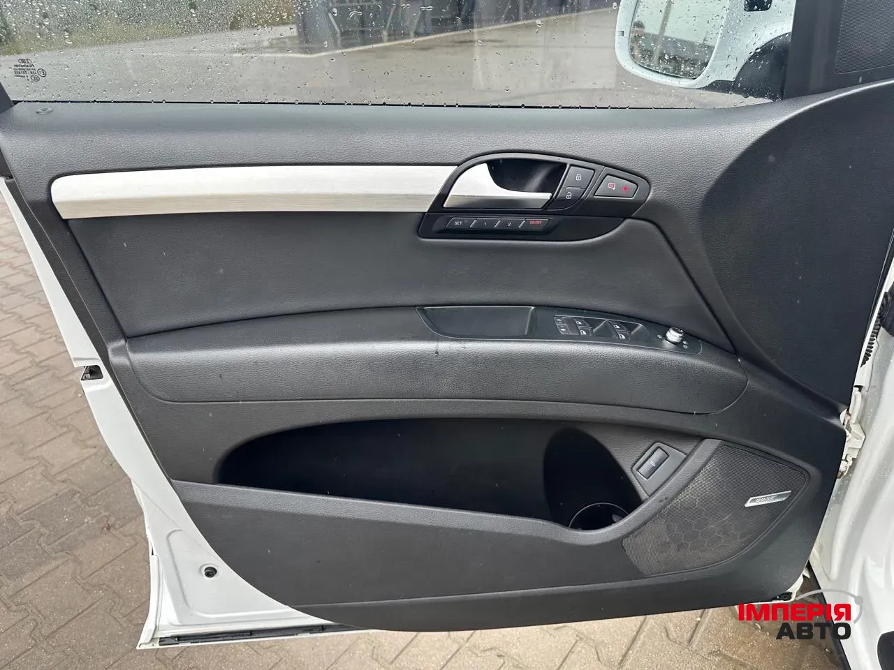 Audi Q7 - фото 33