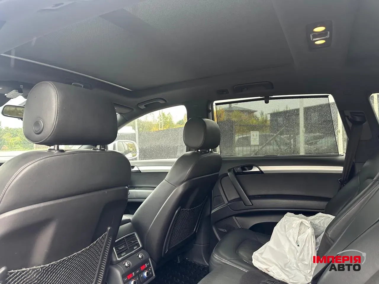 Audi Q7 - фото 31