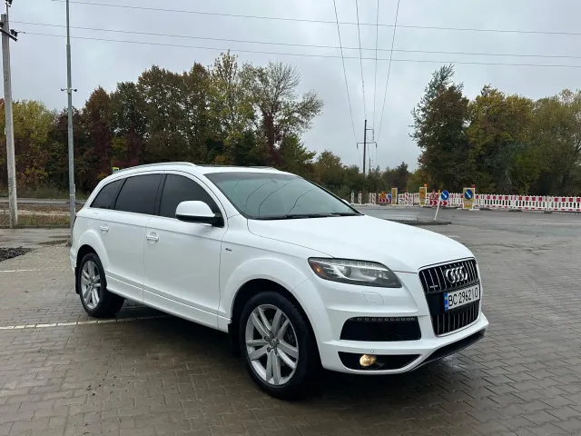 Audi Q7 - фото 3