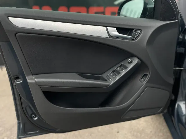 Audi A4 - фото 5