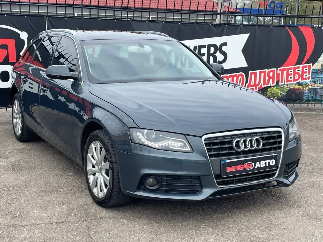 Audi A4 - фото 3