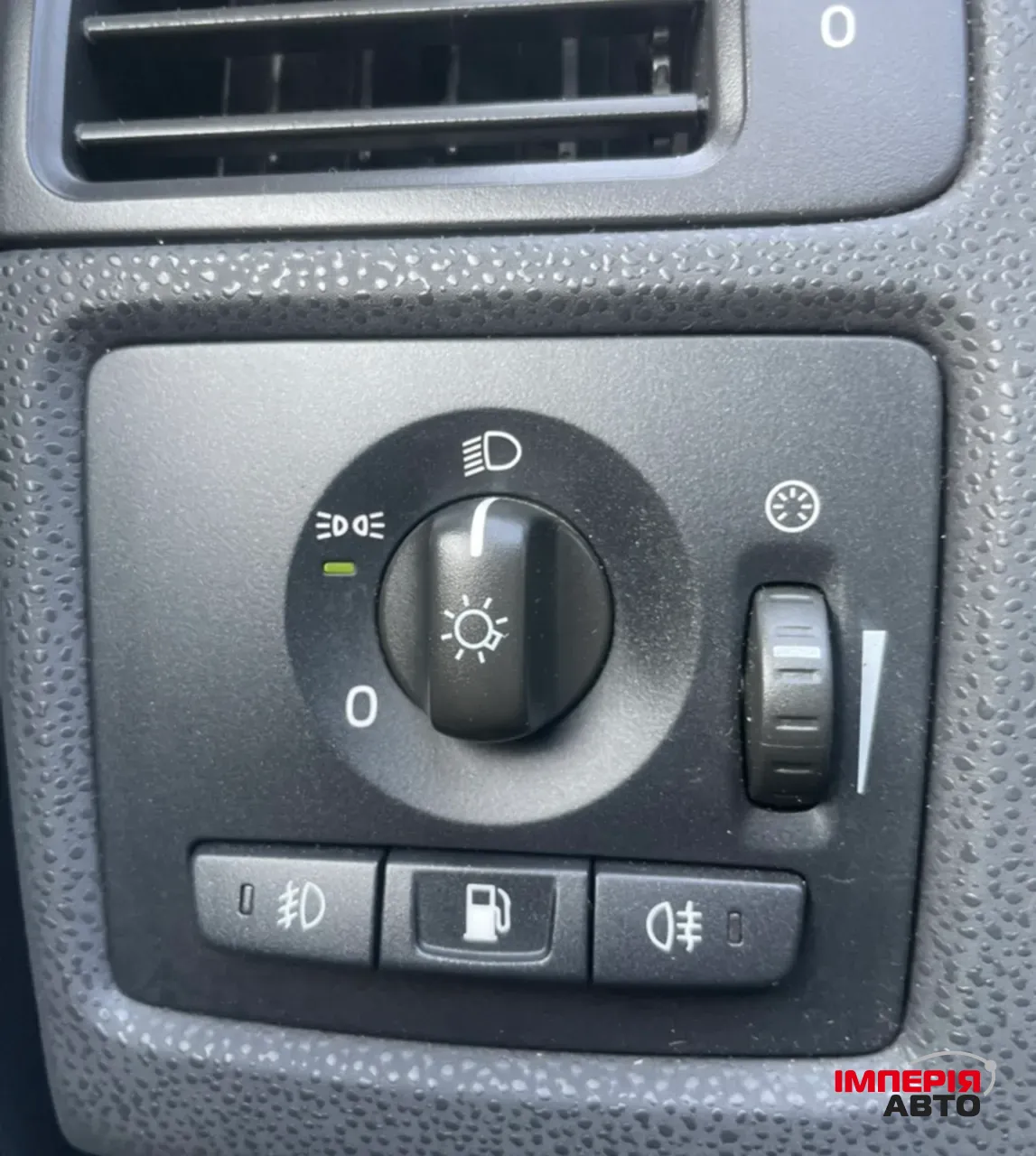 Volvo V50 - фото 24