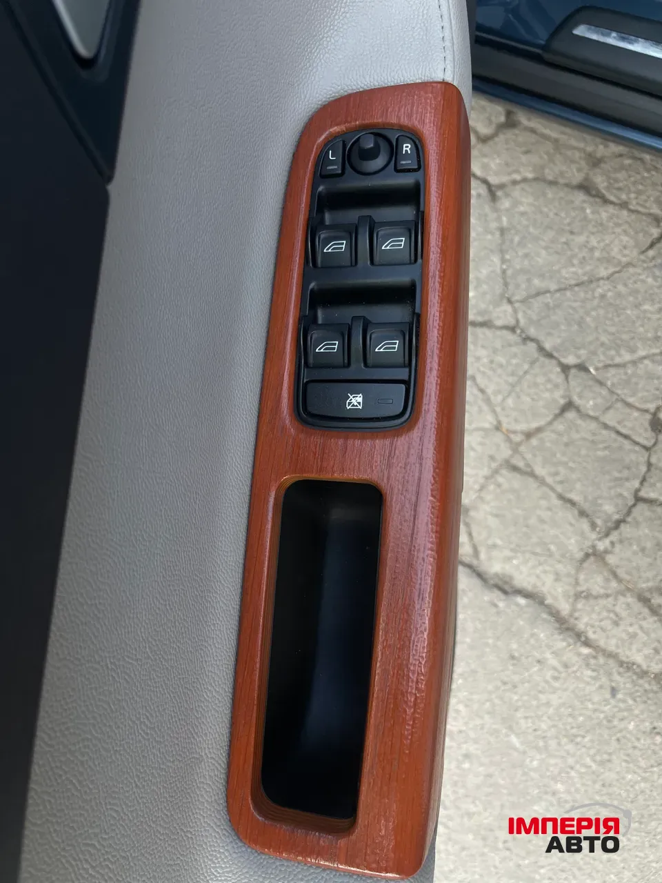 Volvo V50 - фото 8