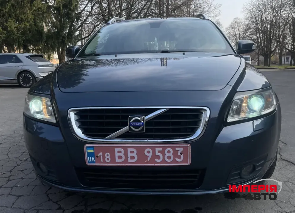 Volvo V50 - фото 34