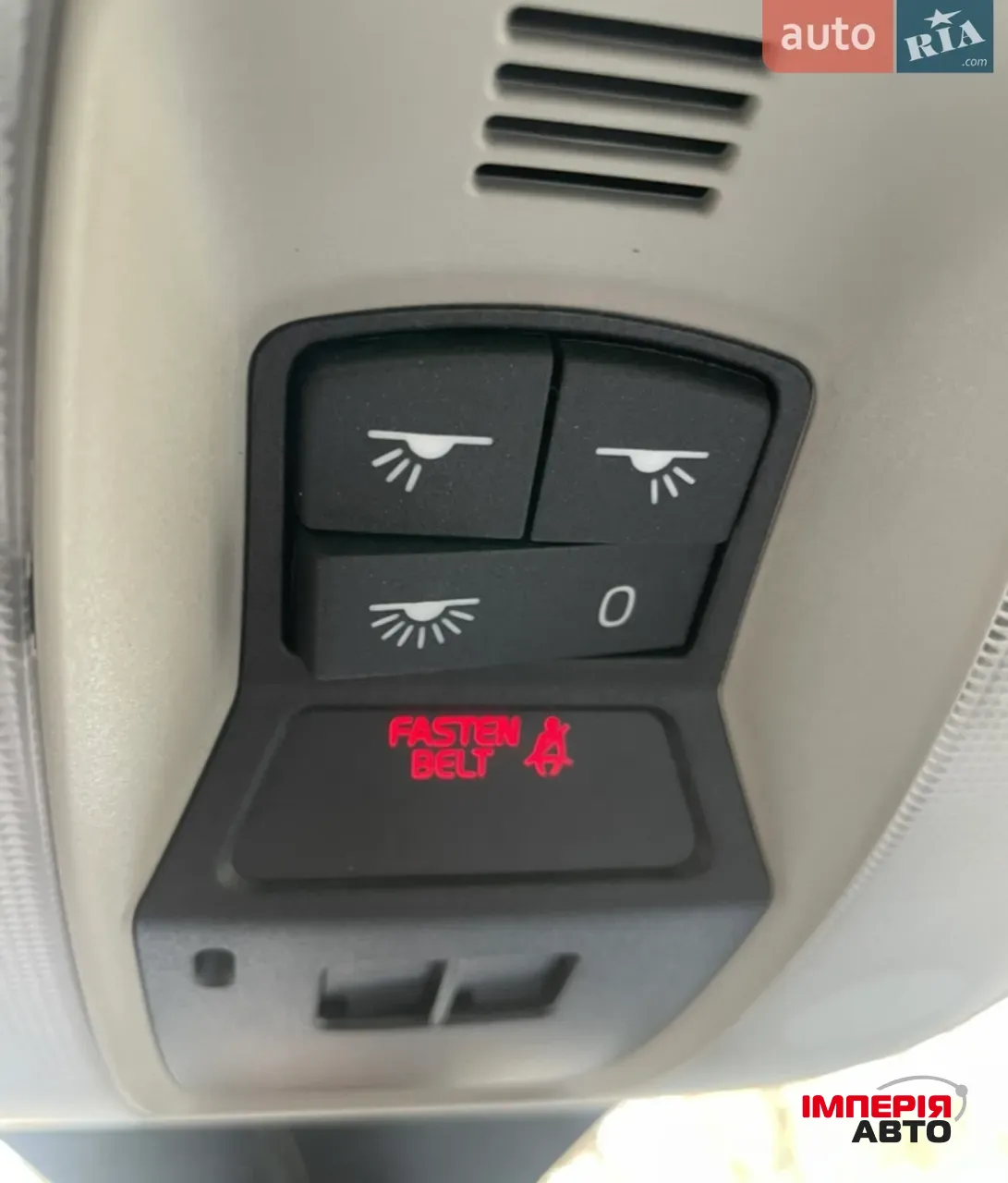 Volvo V50 - фото 30