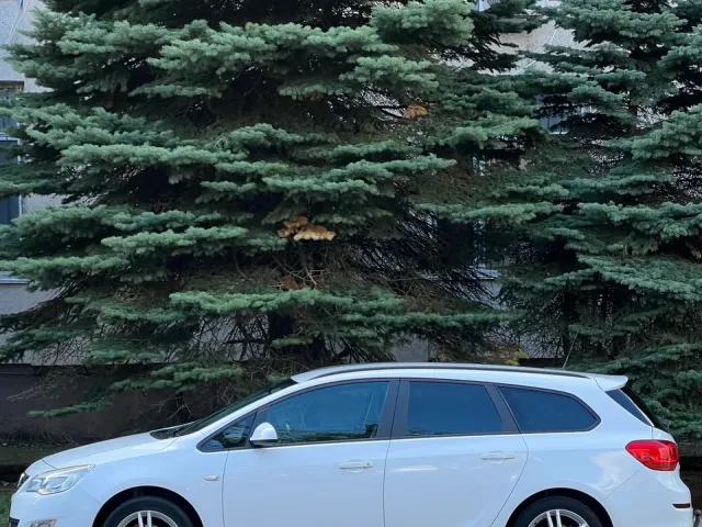 Opel Astra - фото 2