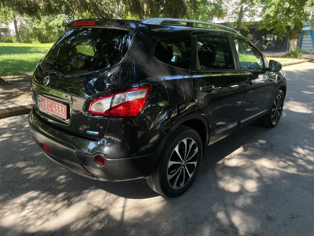 Nissan Qashqai+2 - фото 3