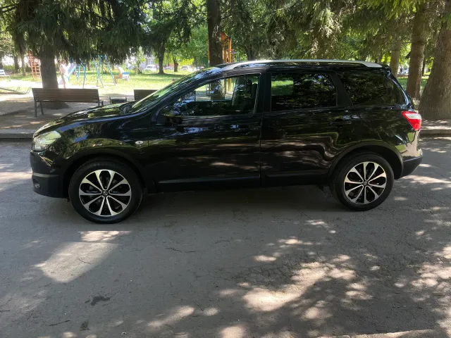Nissan Qashqai+2 - фото 4