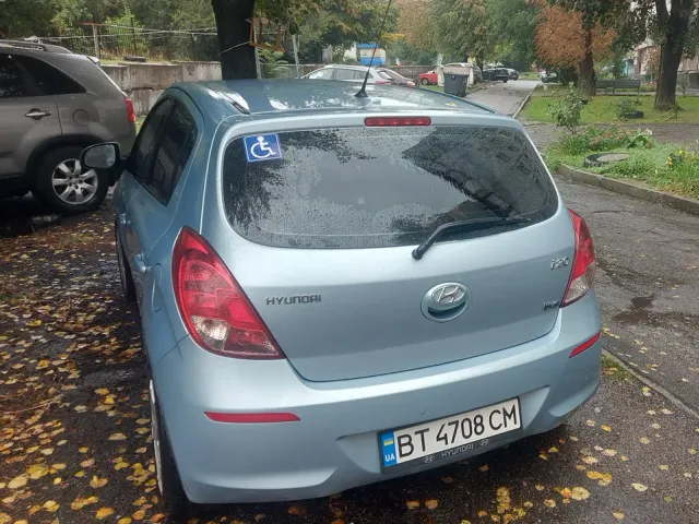 Hyundai i20 - фото 5