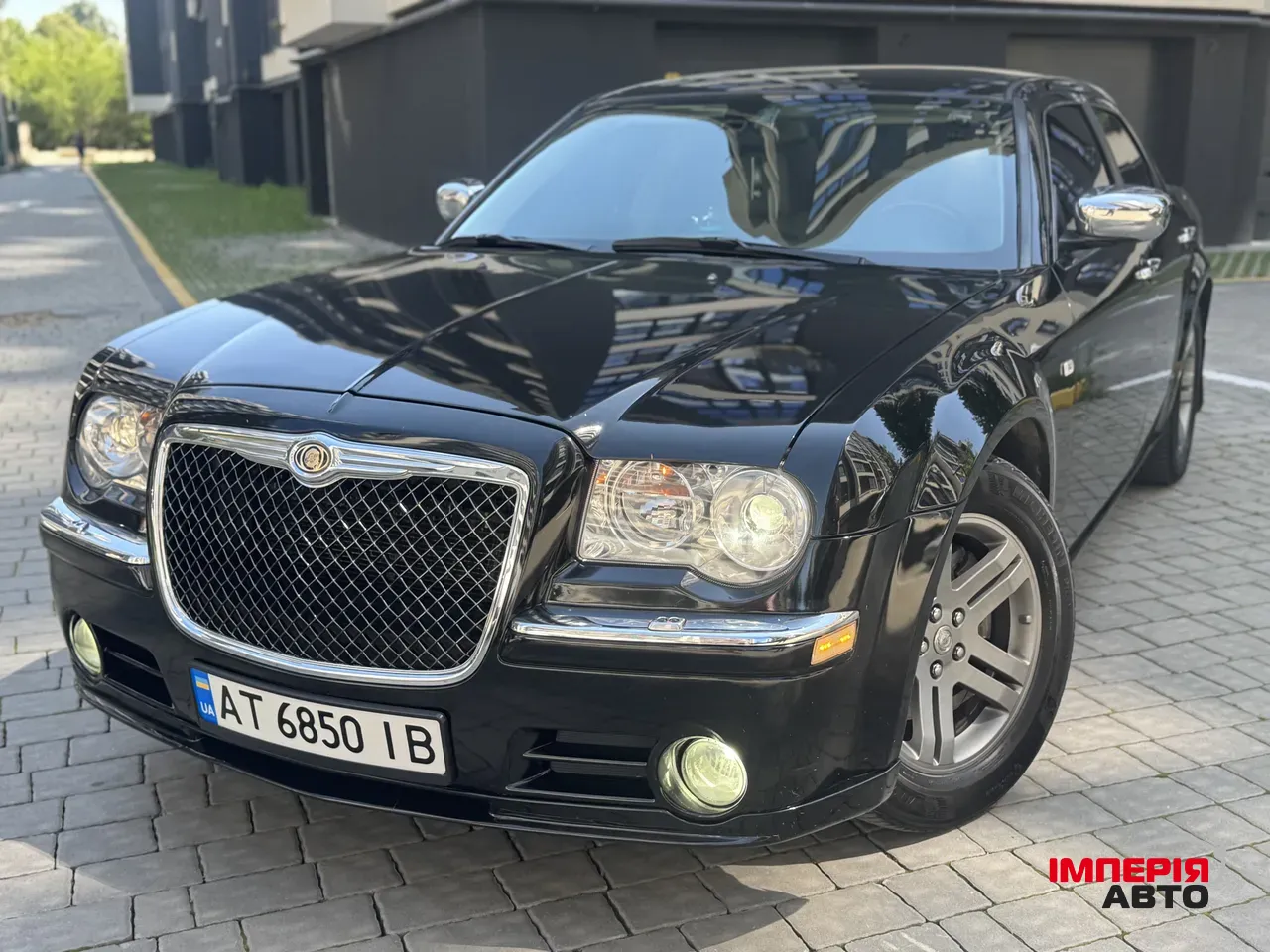 Chrysler 300C - фото 12