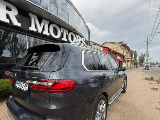 BMW X7 - фото 5