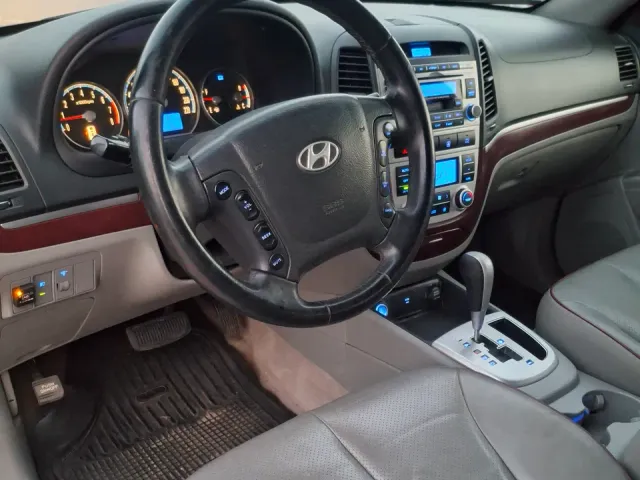 Hyundai Santa Fe - фото 4