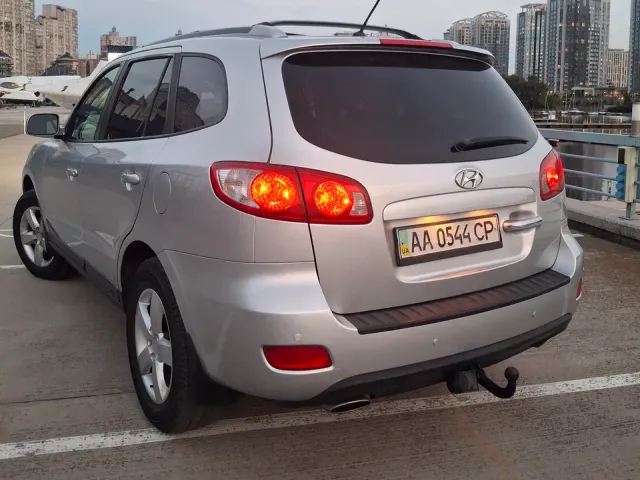 Hyundai Santa Fe - фото 2