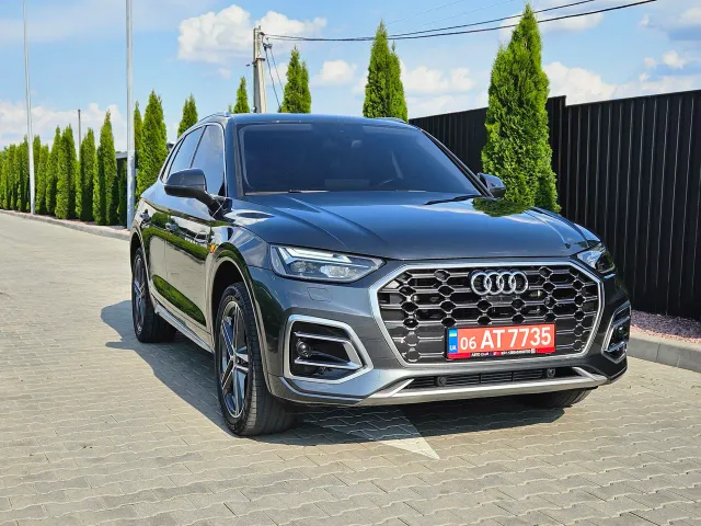 Audi Q5 - фото 3