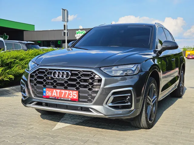 Audi Q5 - фото 2