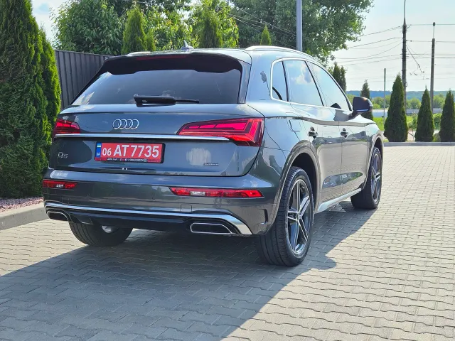 Audi Q5 - фото 5