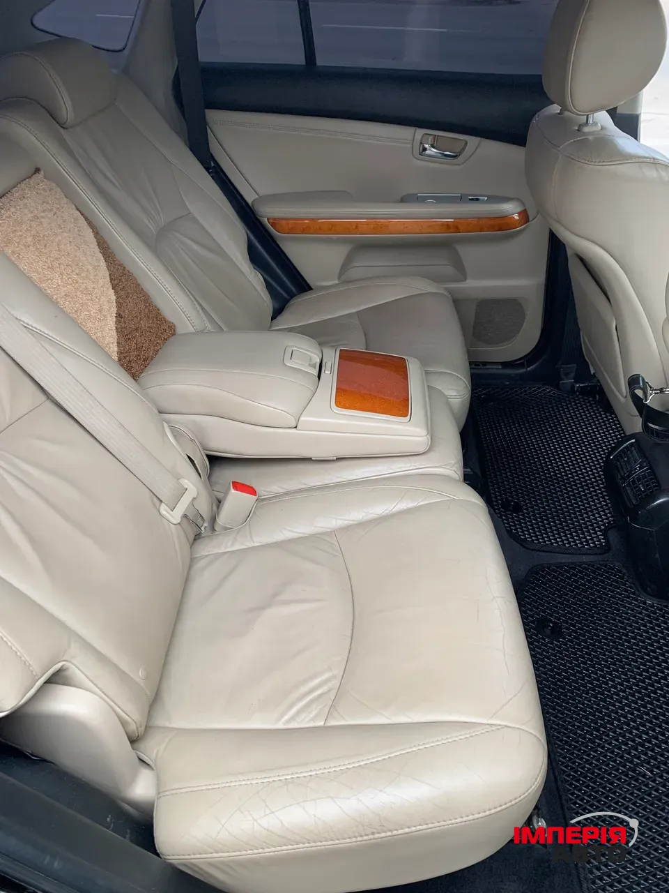 Lexus RX - фото 23