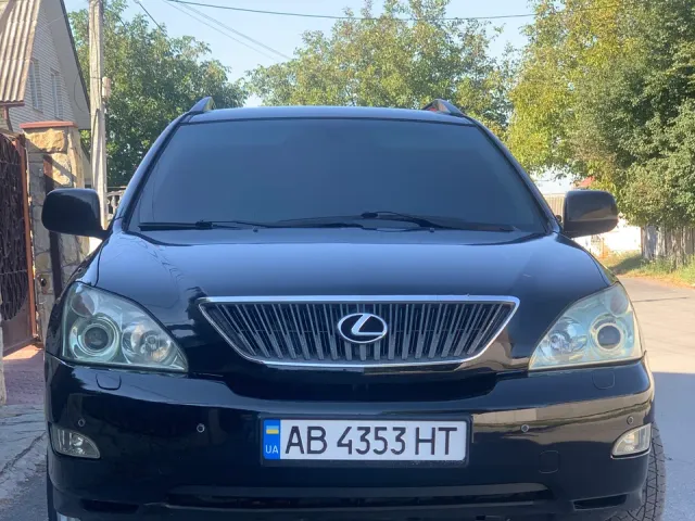 Lexus RX - фото 4