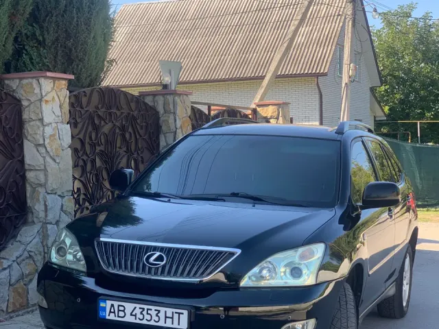 Lexus RX - фото 2