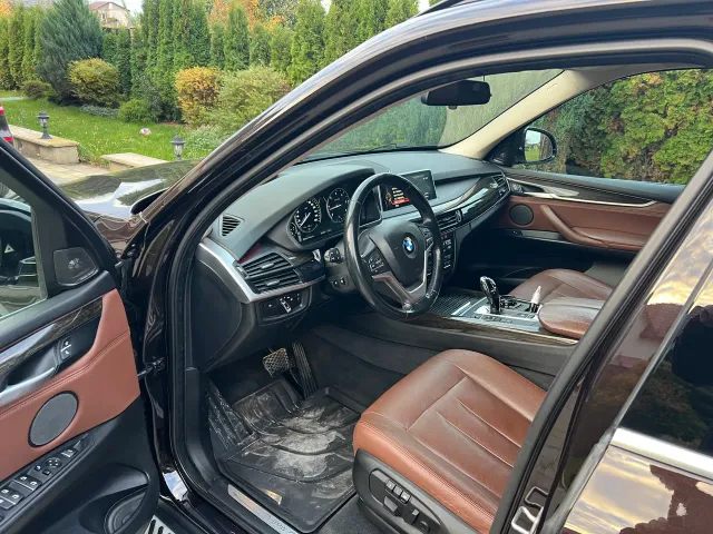 BMW X5 - фото 4