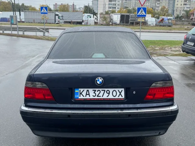 BMW 7 серії - фото 3