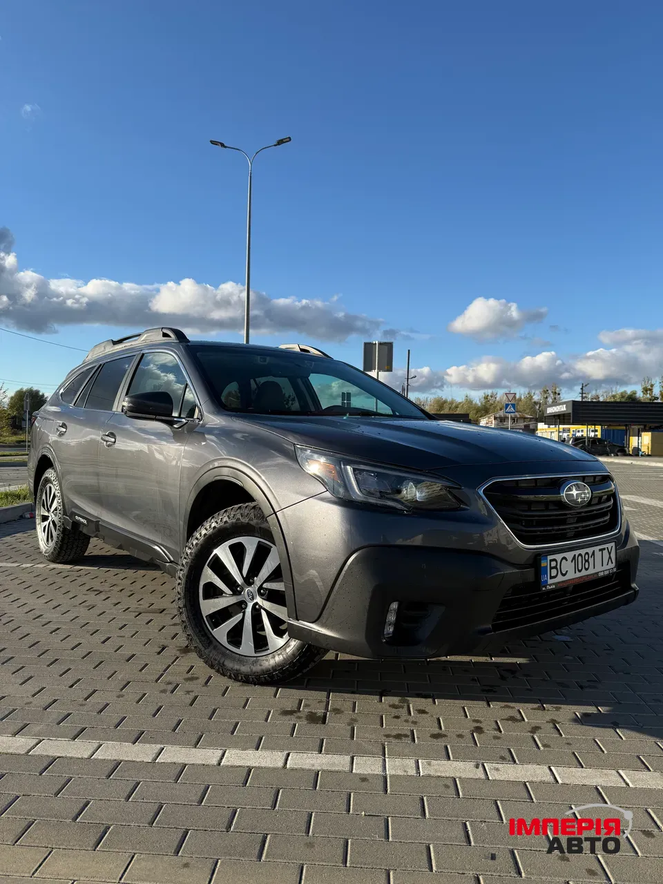 Subaru Outback - фото 1