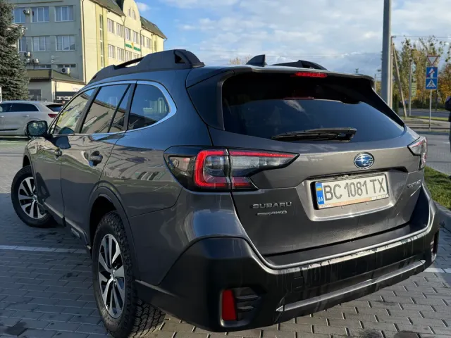 Subaru Outback - фото 2