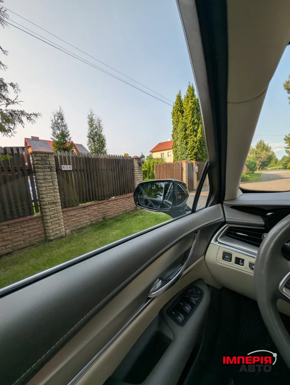 Cadillac XT5 - фото 19