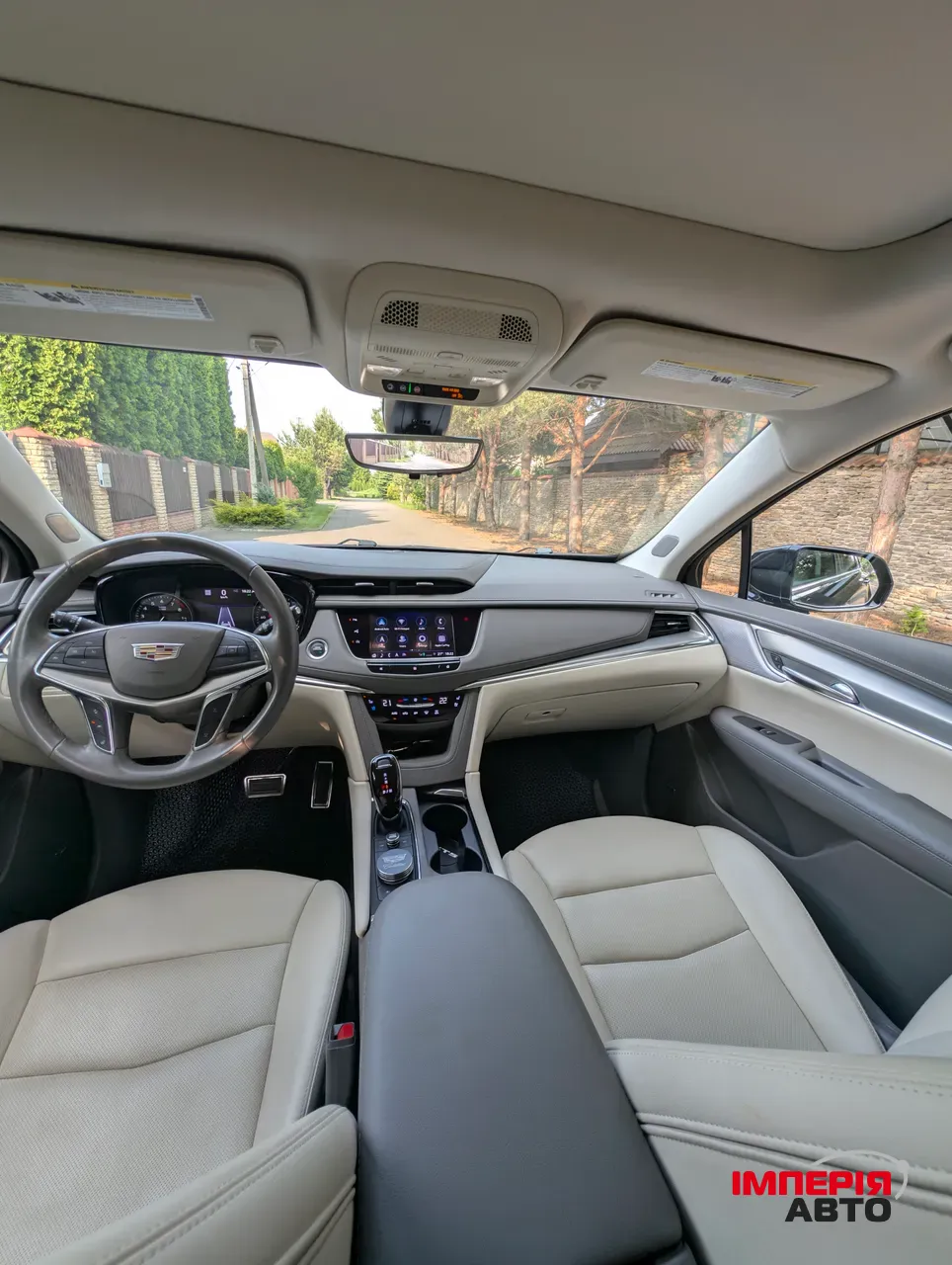 Cadillac XT5 - фото 15