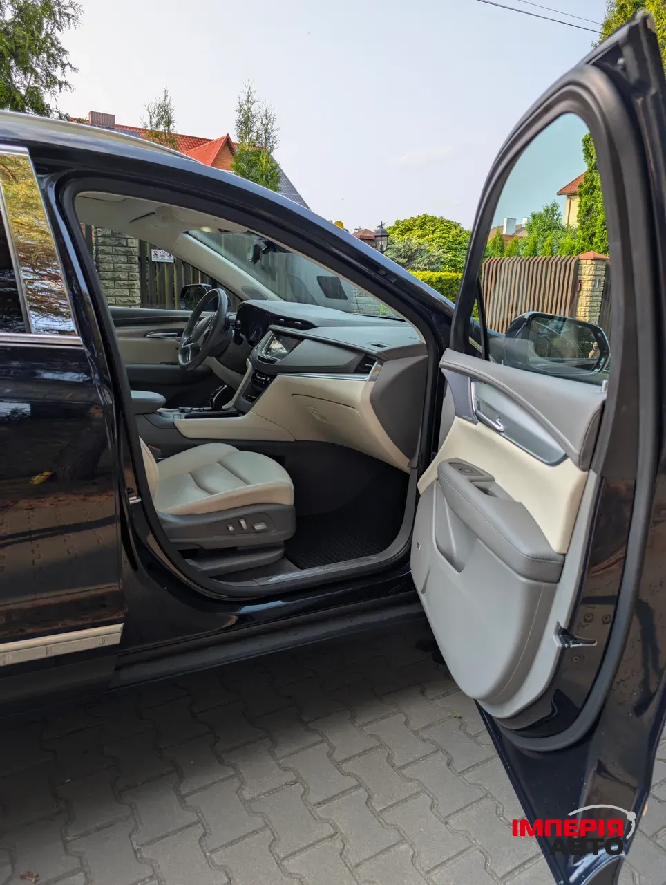 Cadillac XT5 - фото 8