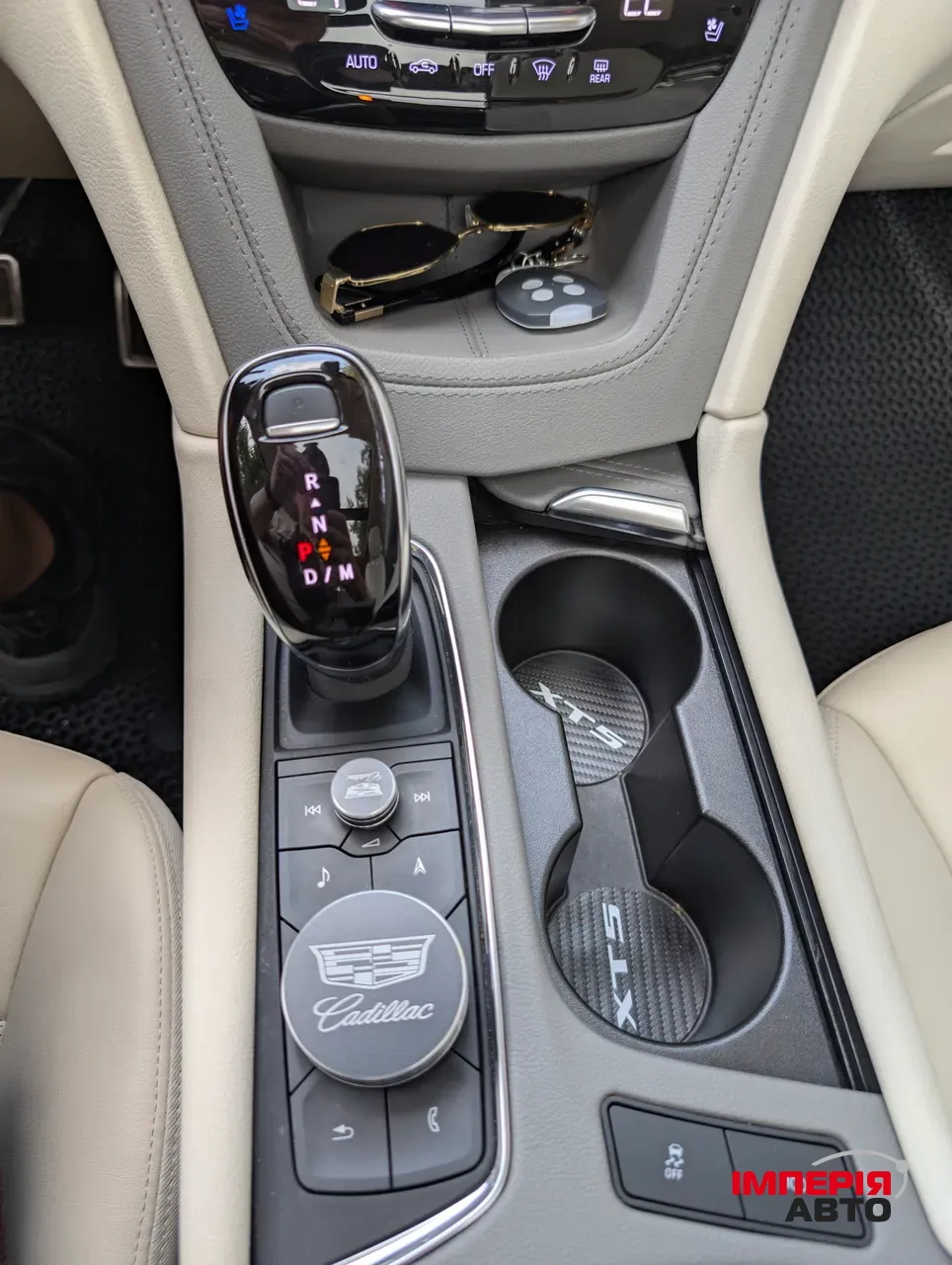 Cadillac XT5 - фото 22