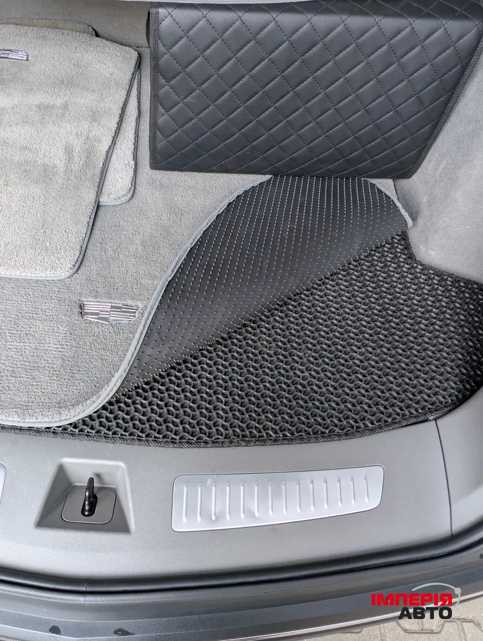 Cadillac XT5 - фото 21