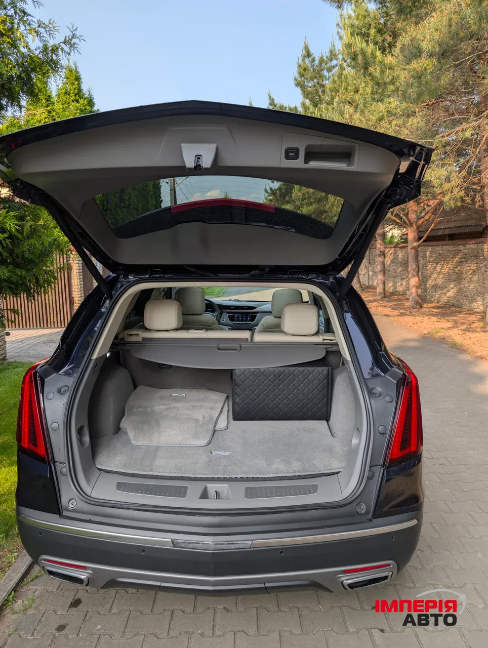 Cadillac XT5 - фото 25