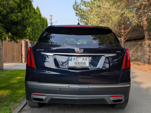 Cadillac XT5 - фото 2